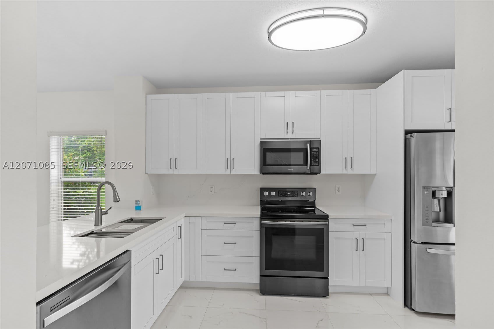 12133 SW 3rd St – photo 5