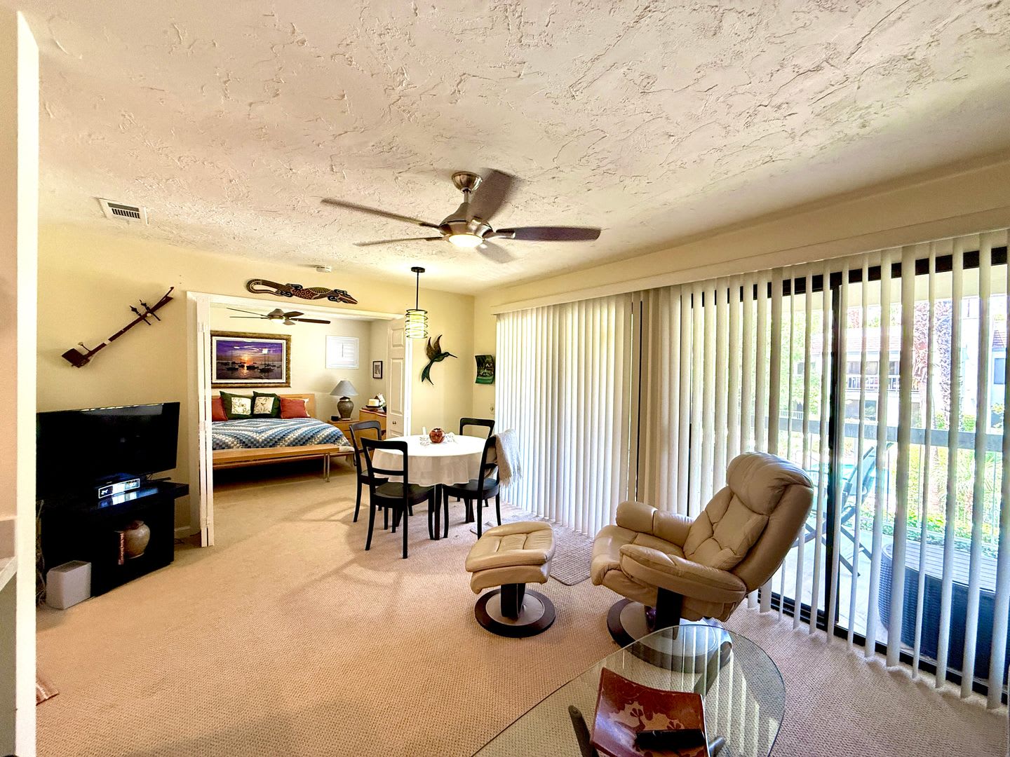 Riviera Gardens, SEASONAL, FURNISHED – photo 2
