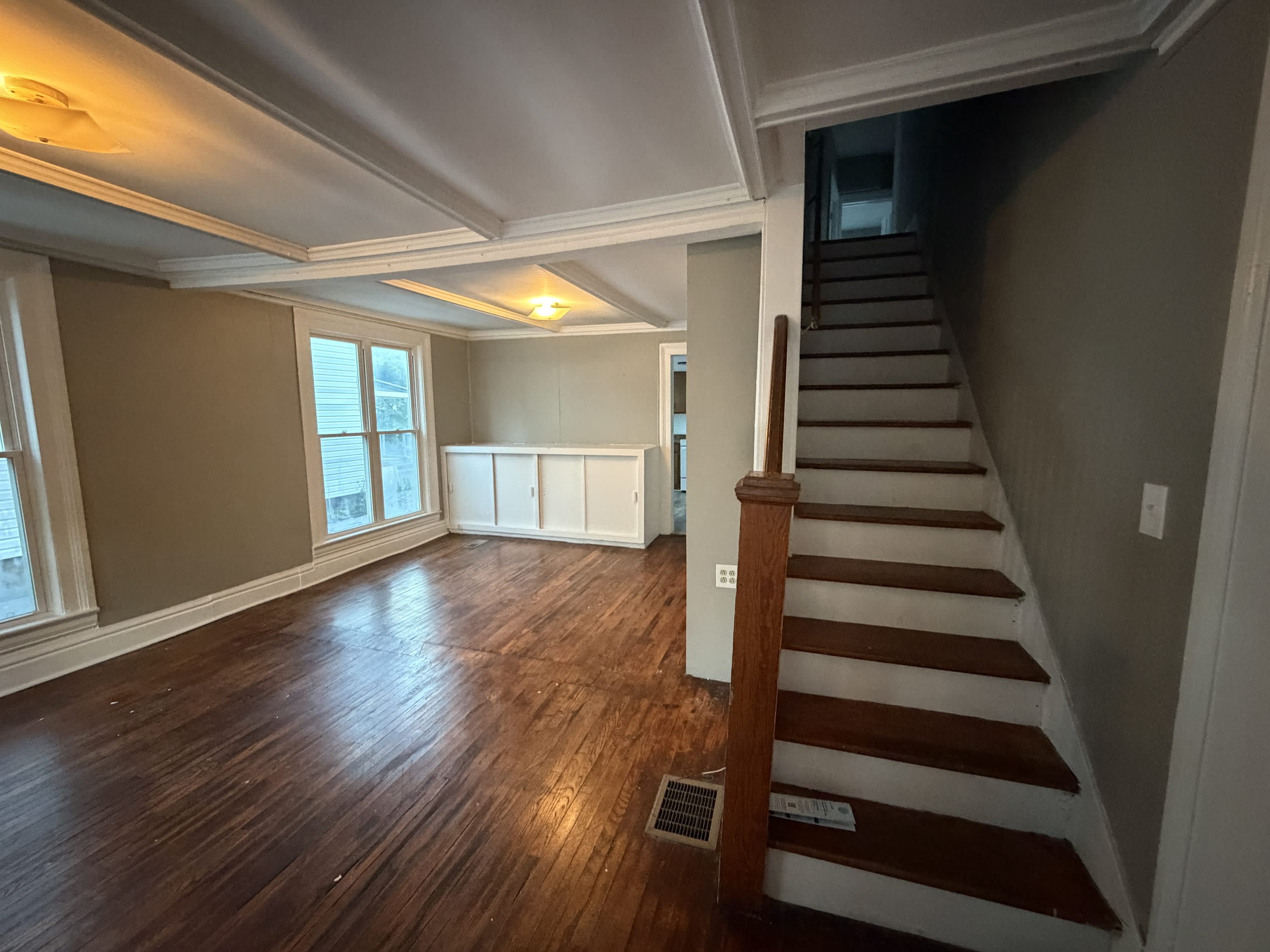213 Clinton Street – photo 4