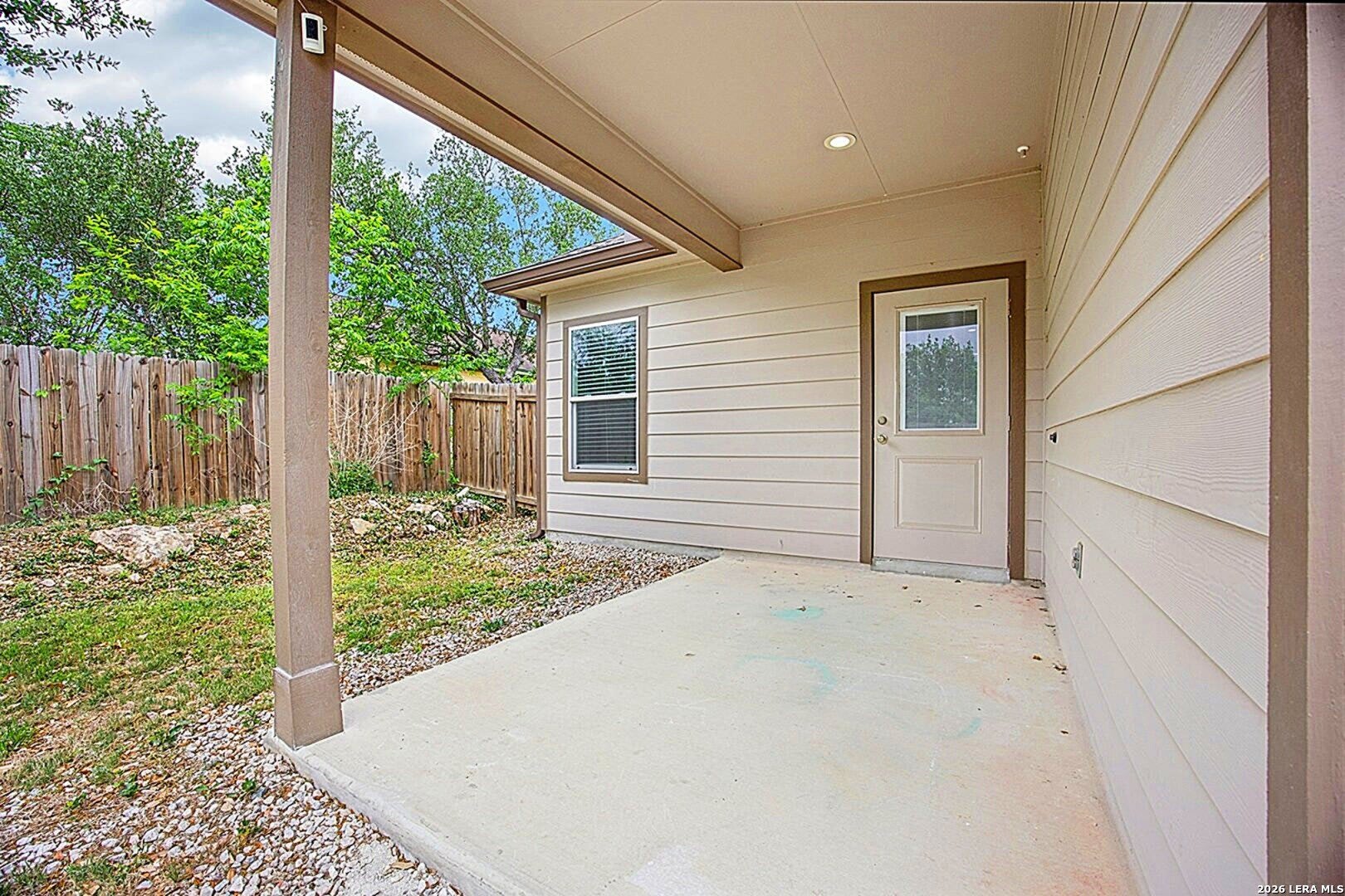 156 Remington Rd – photo 3