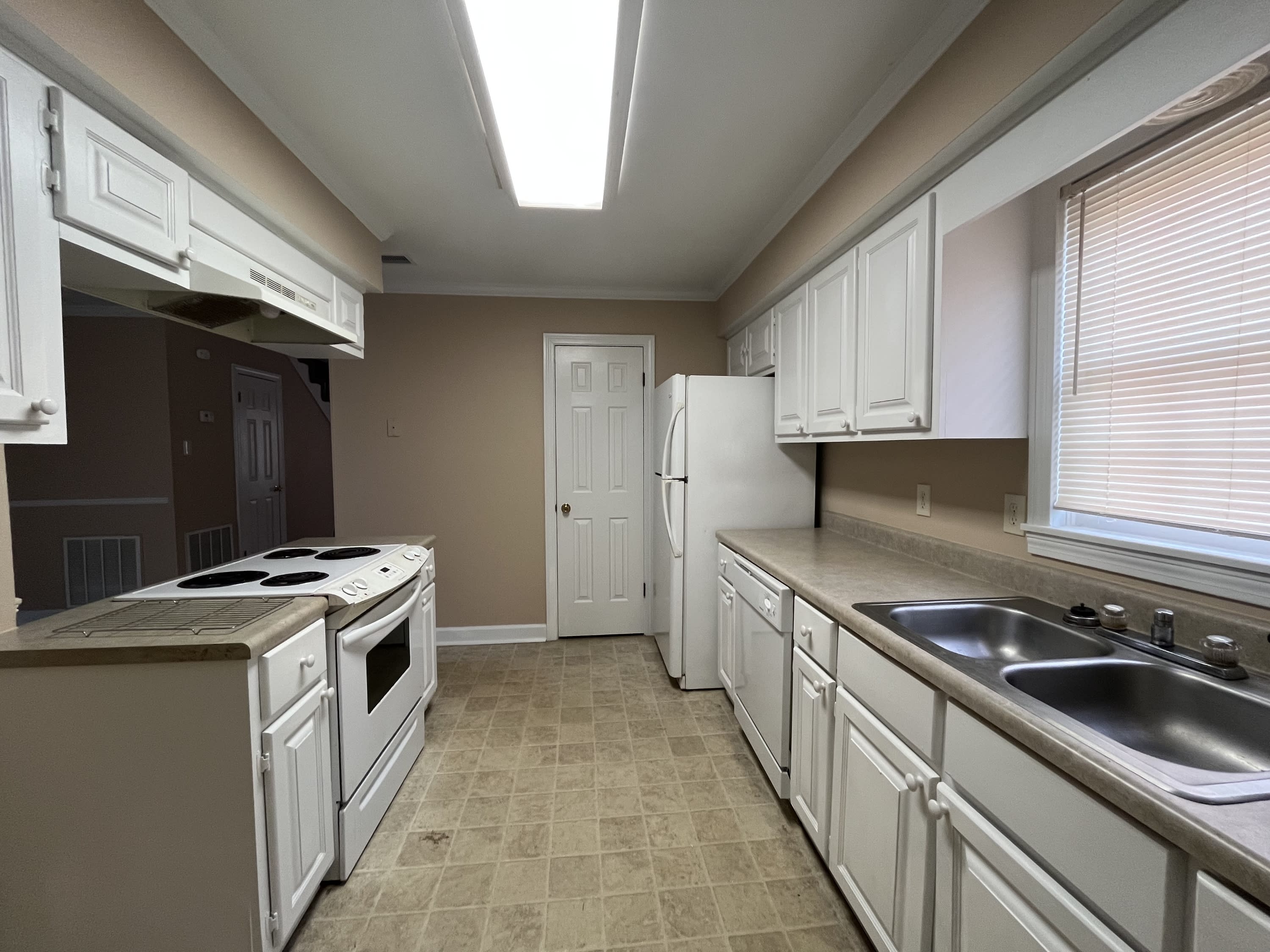 220 Hickory Trail – photo 4