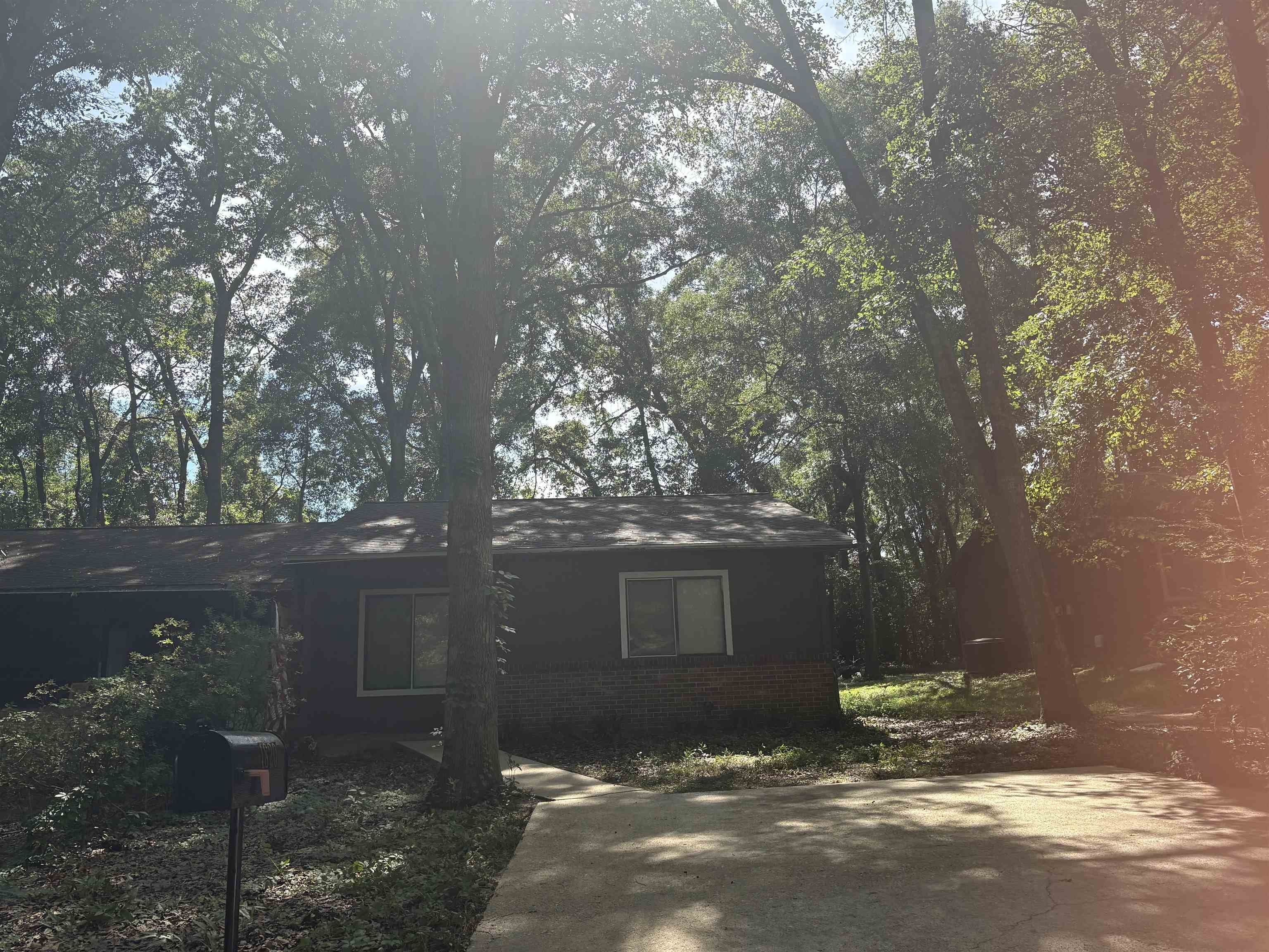 1820 Seay Court – photo 1