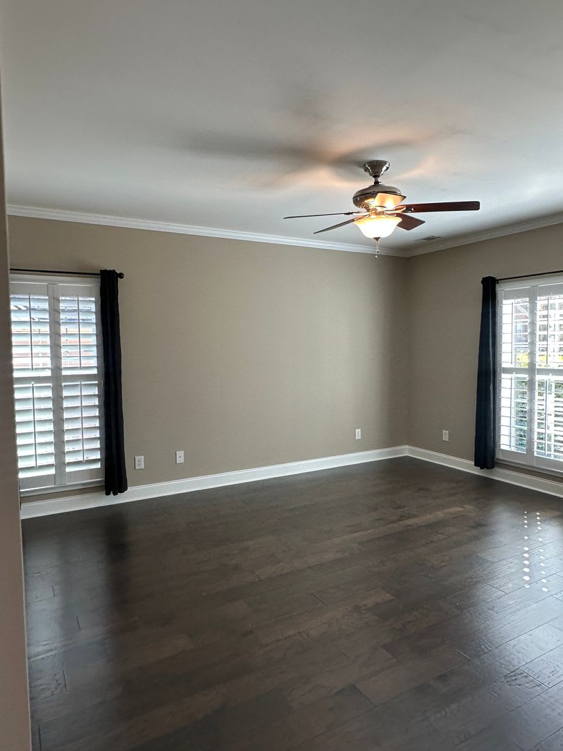 Gorgeous 3 Bedroom Home in the City! – photo 5