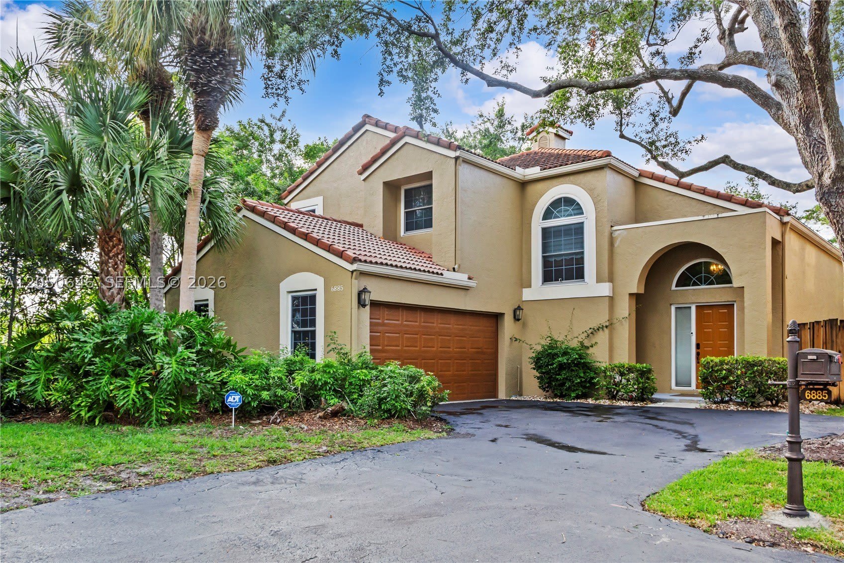6885 NW 75th Pl – photo 1