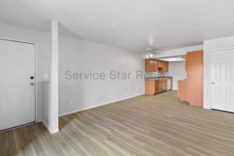 16602 N 25th St – photo 5