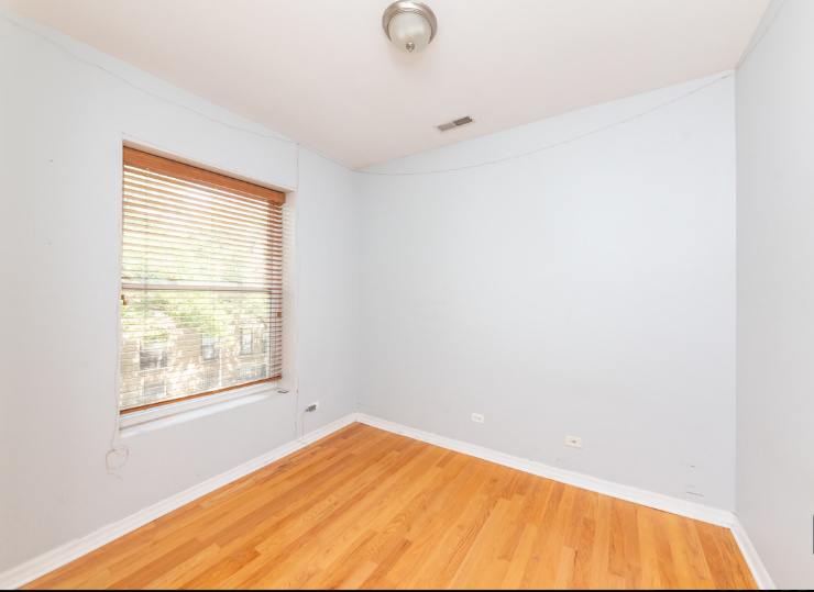 3215 W Altgeld – photo 4