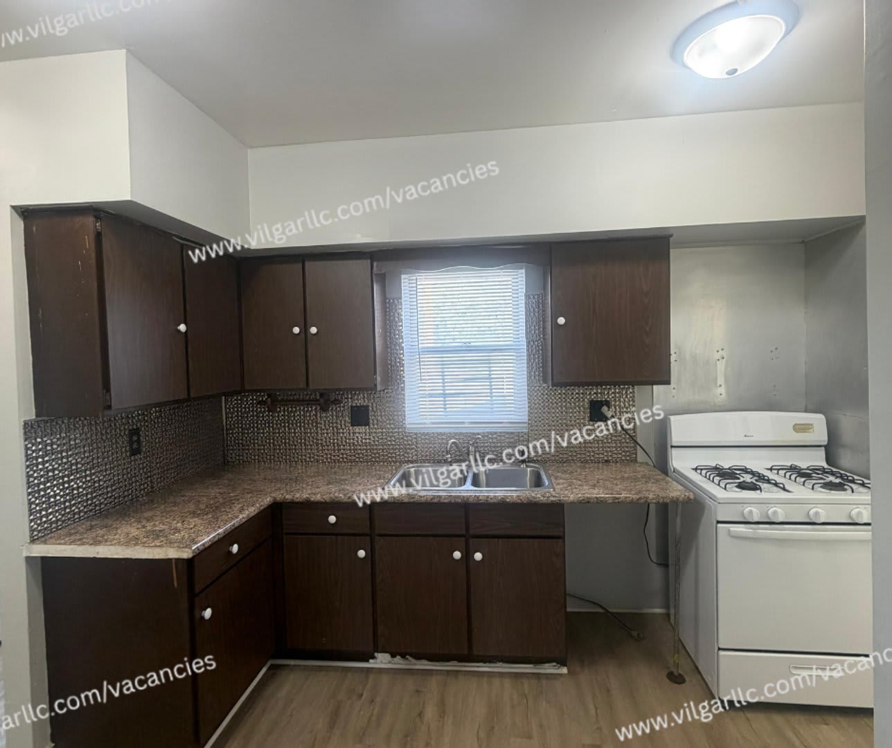 For Rent – photo 3