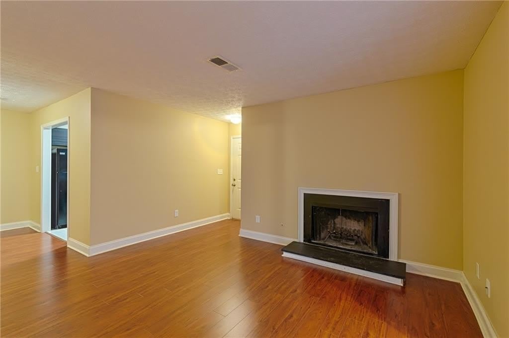 1808 Augusta Drive SE – photo 3