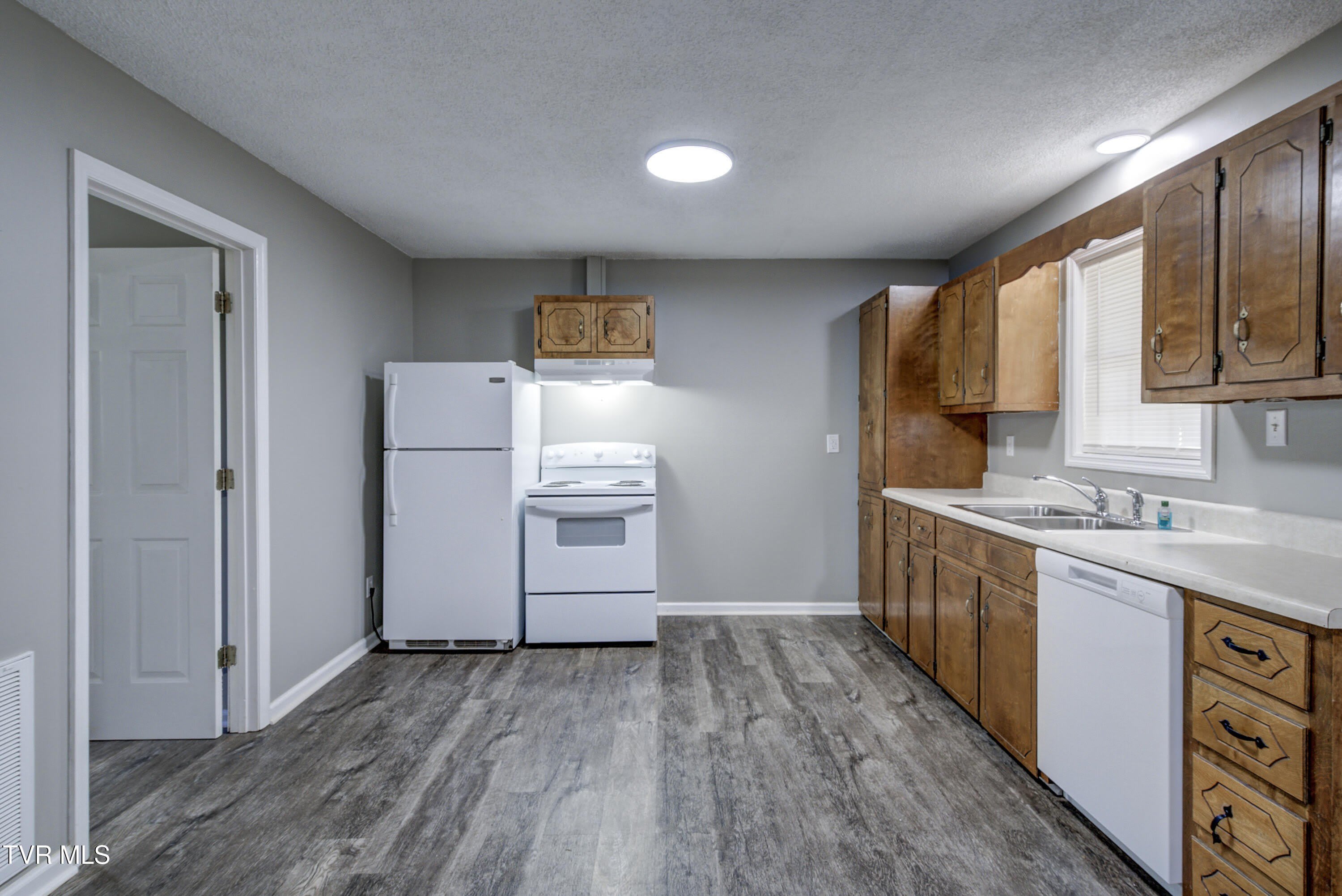 175 Scenic Apartment Road – photo 1