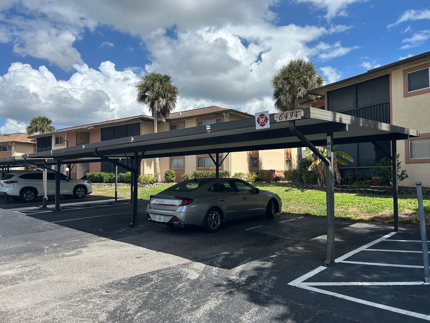 2/2 Ground Floor Condo off Island Park Rd – photo 4