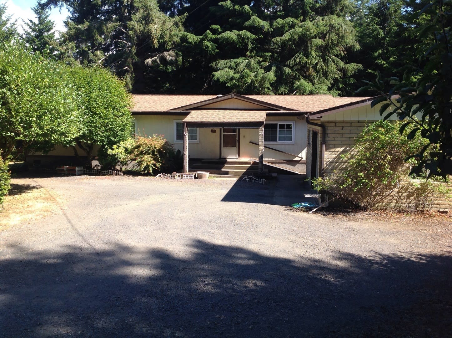4 bedroom, 2 bath manufactured home on .75 acre near Ocean – photo 2