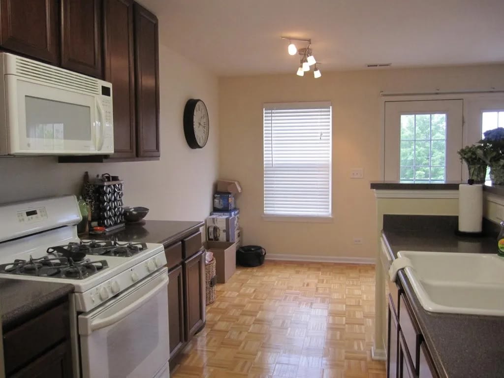 2349 Croydon Place – photo 4