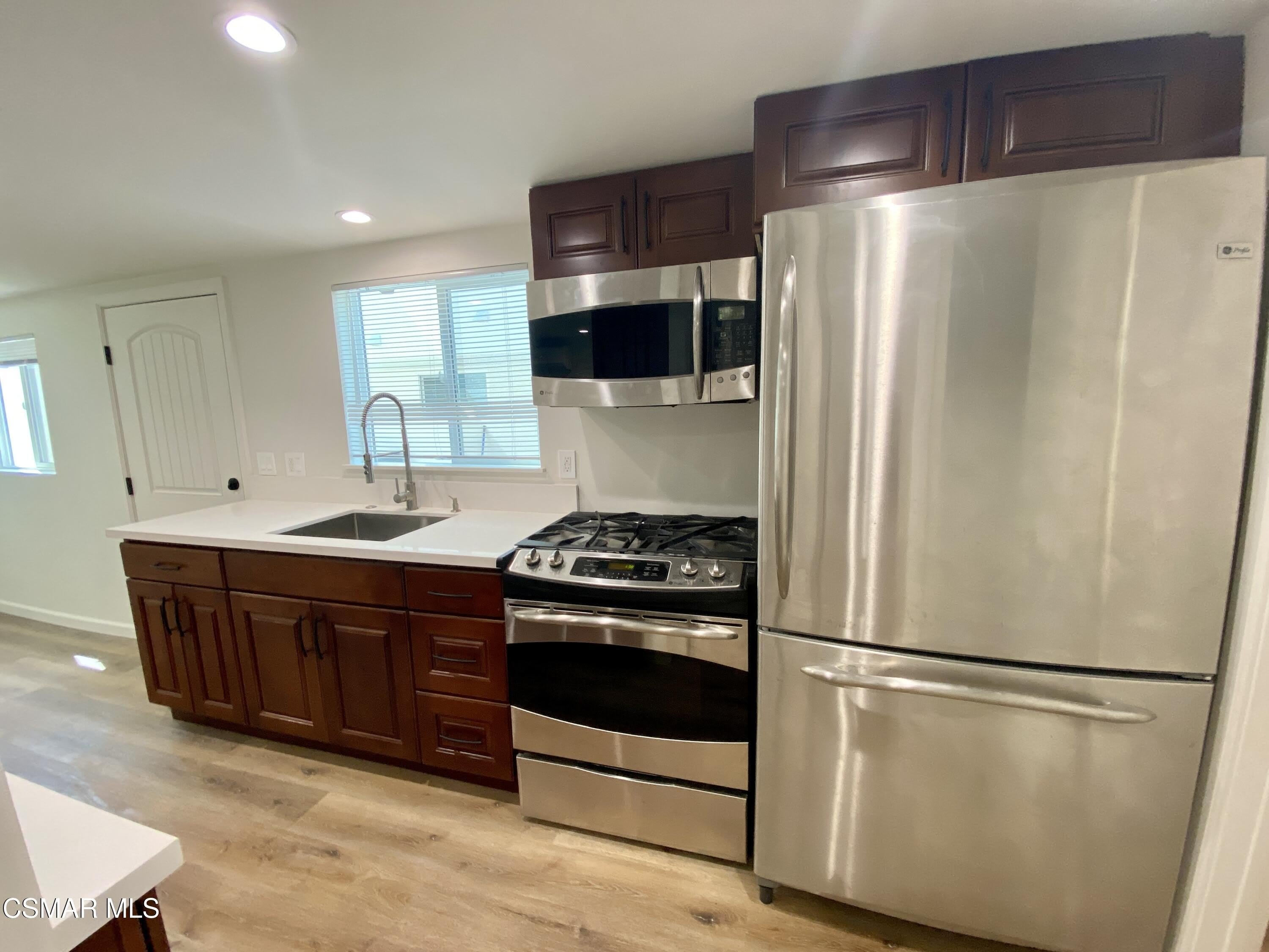 423 Saratoga Street – photo 5