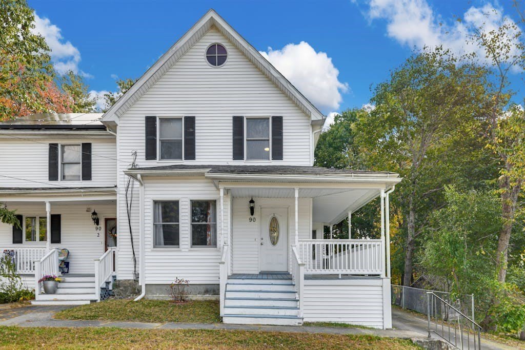 90 E Main – photo 2