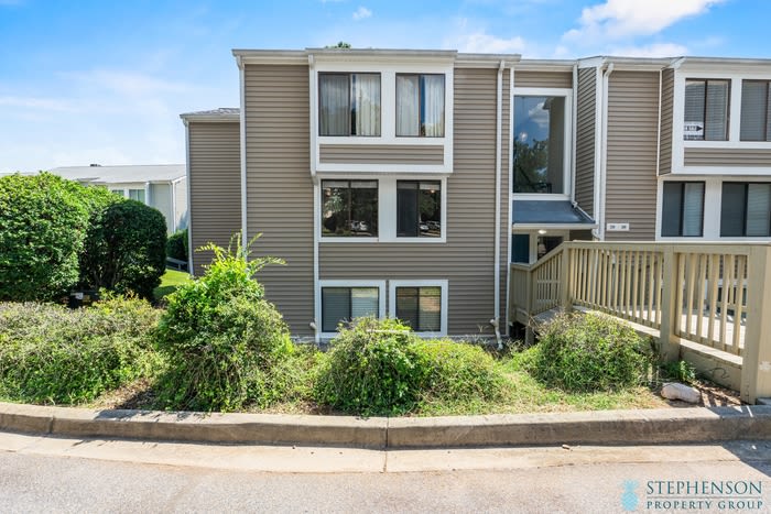 246 Shoreline Drive – photo 1