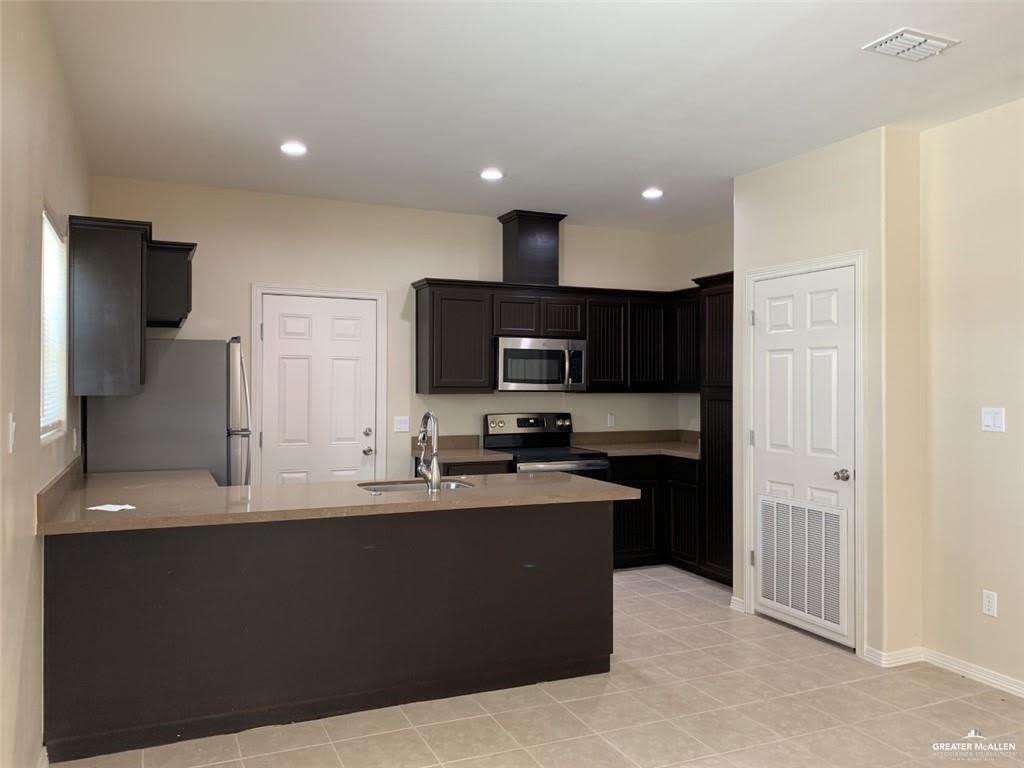 2706 E Garfield Avenue – photo 3