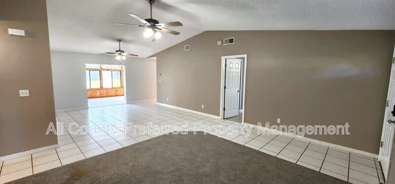 5901 Aires Ave. – photo 5