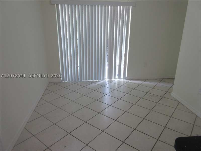 3090 BIRD AV – photo 3