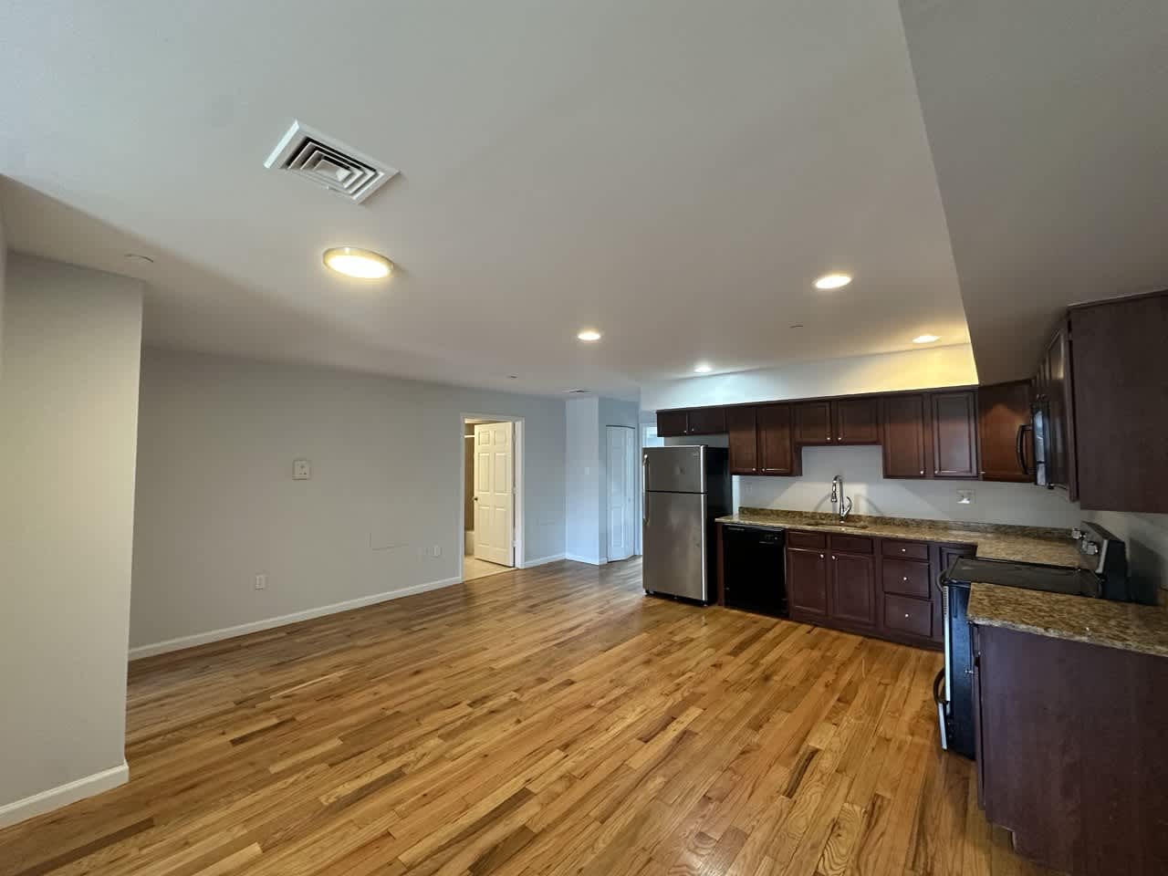 3429 N Sydenham St – photo 1
