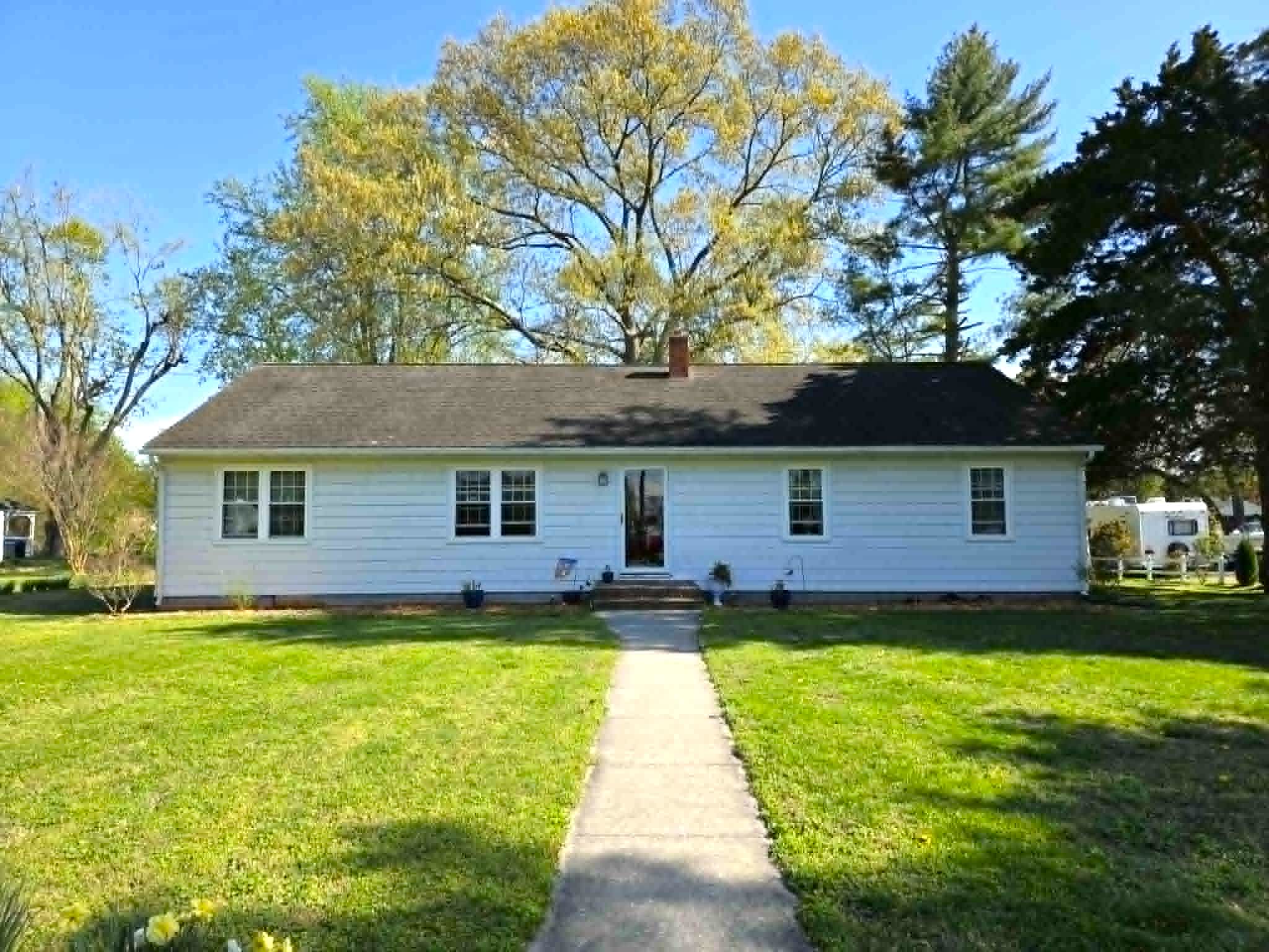 104 Lee Drive – photo 2