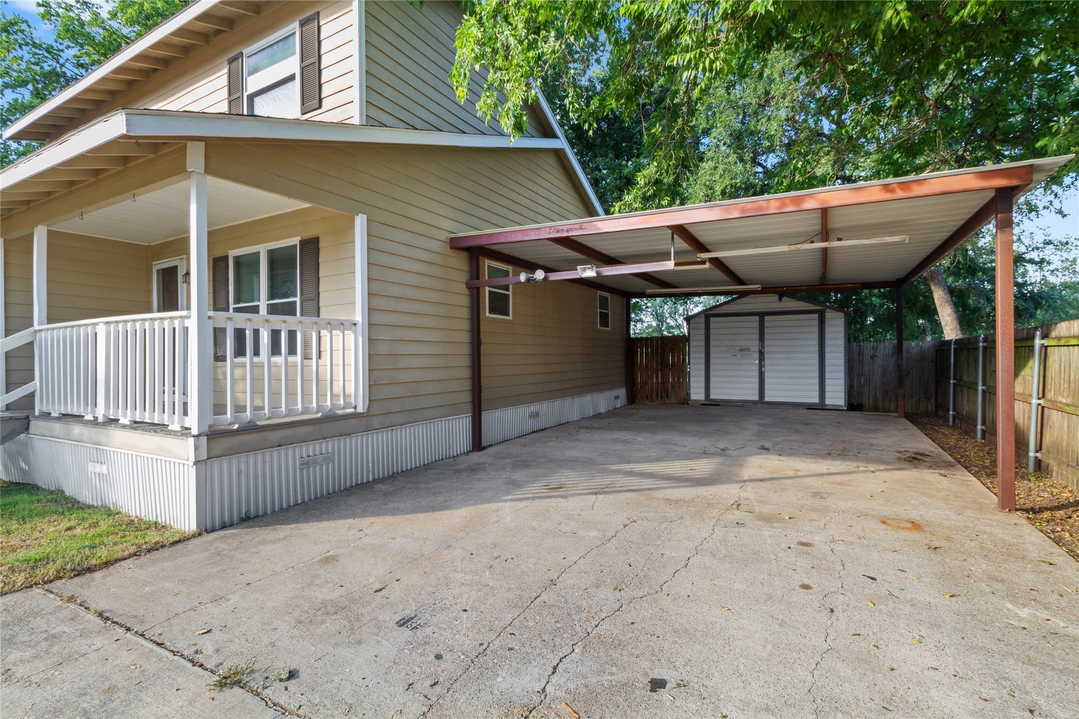 6301 Sydney Drive – photo 3