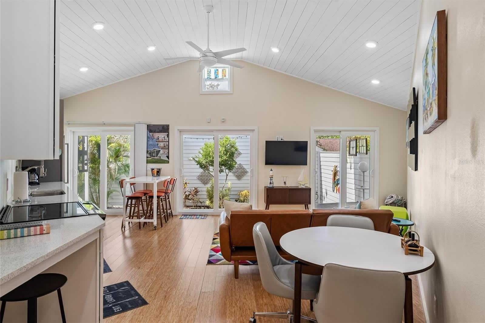 1500 9TH Avenue N – photo 4