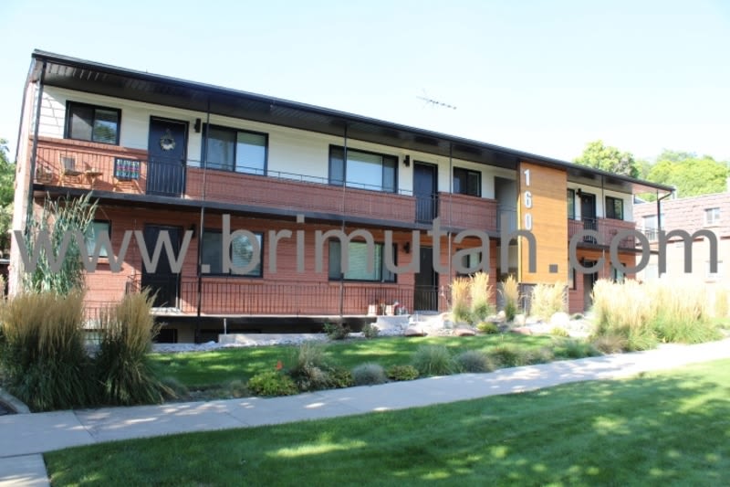 160 W. 300 N. – photo 1
