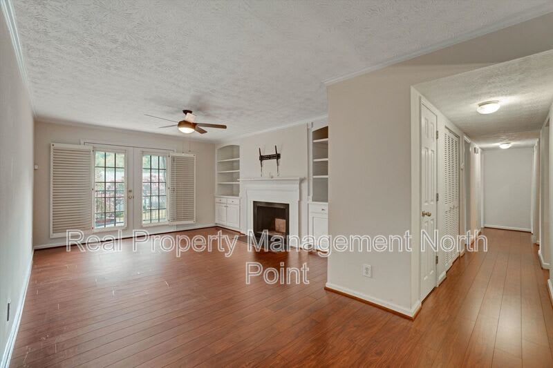 3513 Essex Ave – photo 5