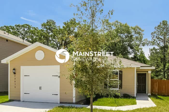 23075 Bellini Drive – photo 1