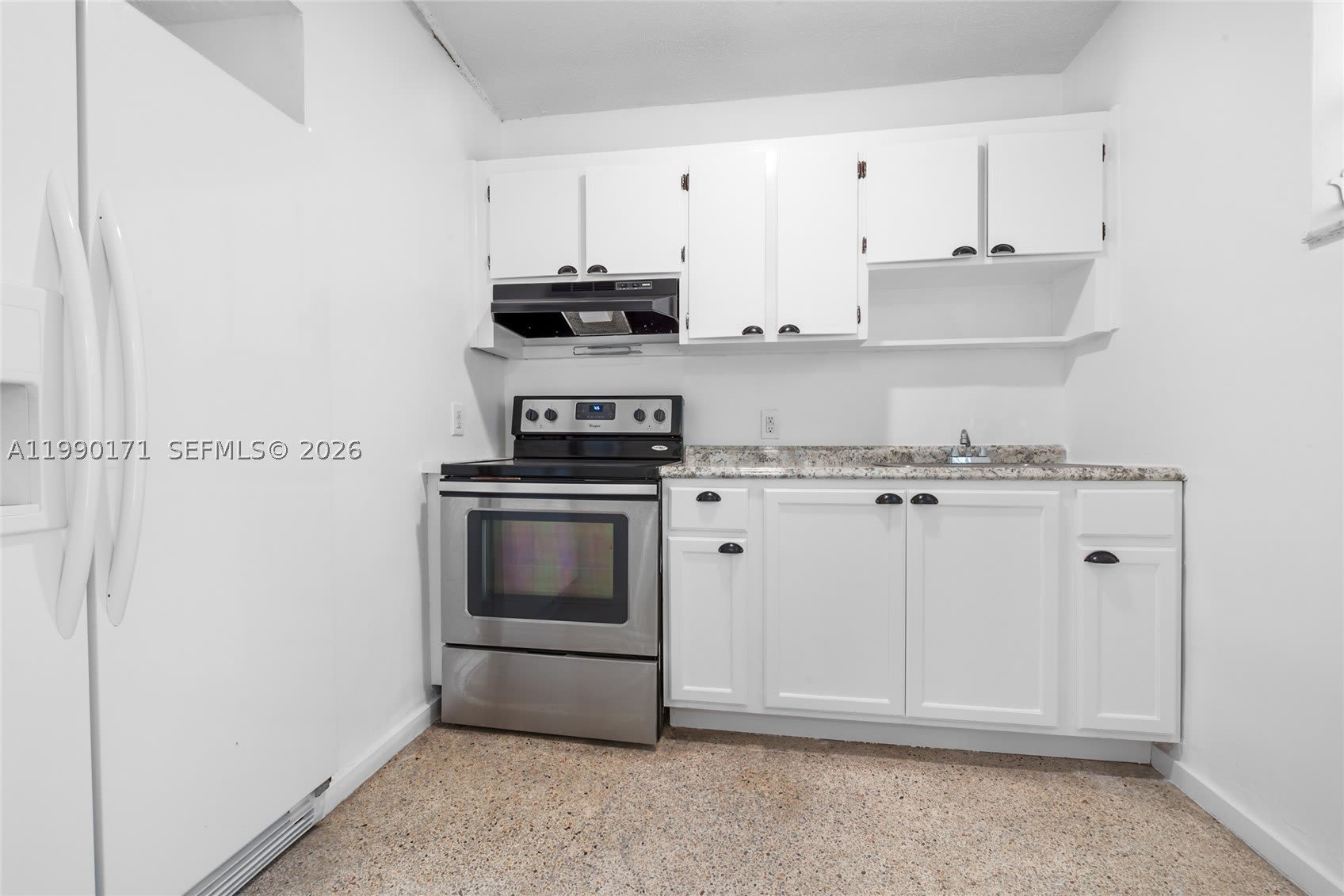 2661 SW 11th St – photo 1