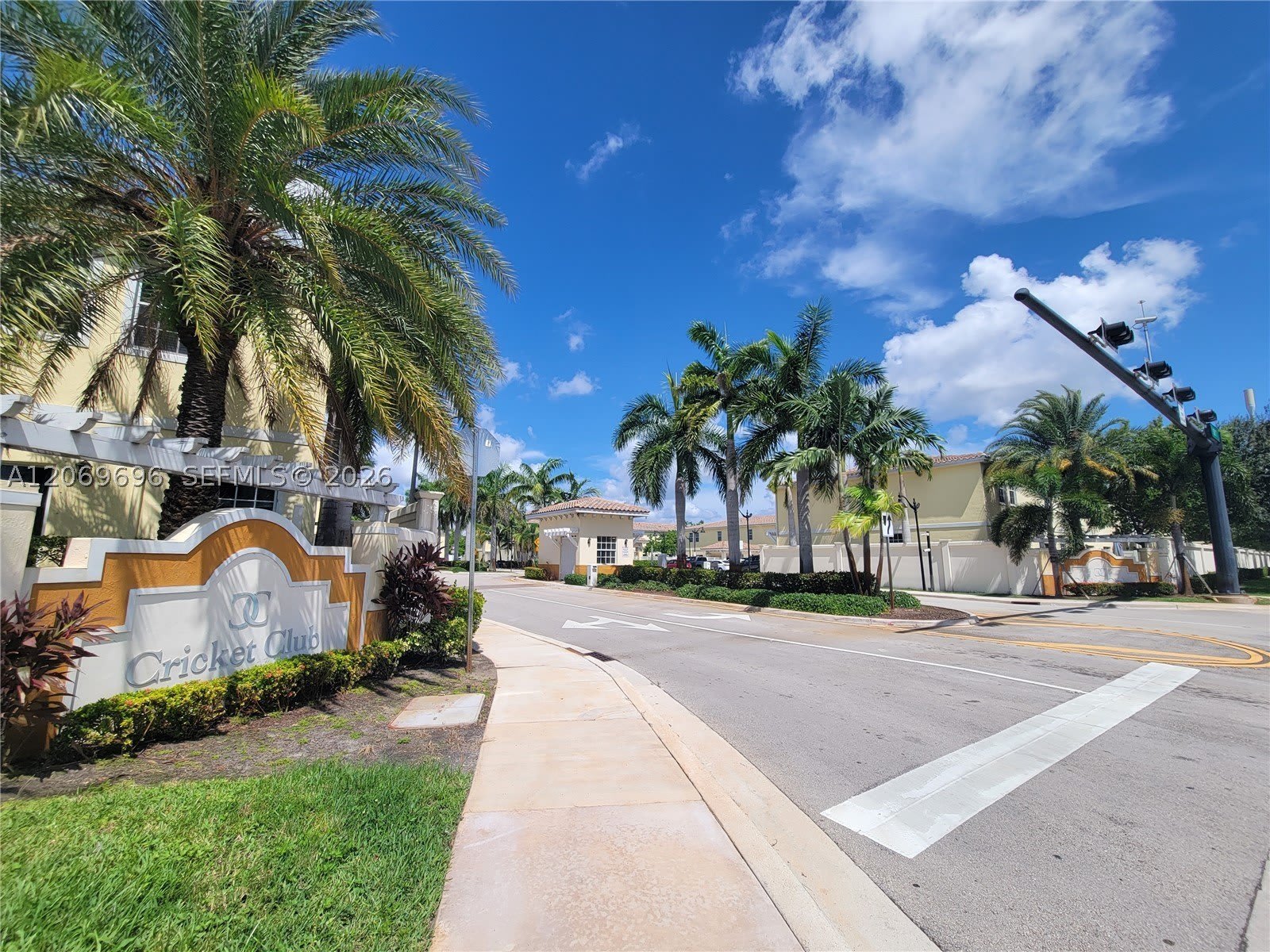1107 Nw 40Th Ter – photo 2