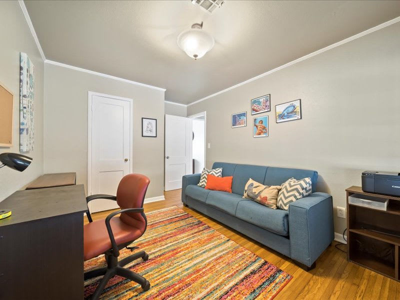 4518 S Quaker Ave – photo 2