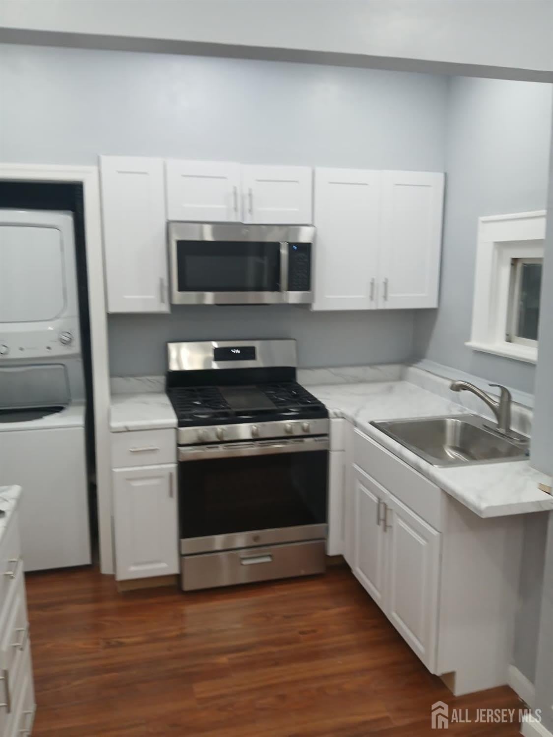 51 POE Avenue – photo 2