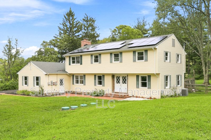 957 Cherry Hill Rd – photo 2