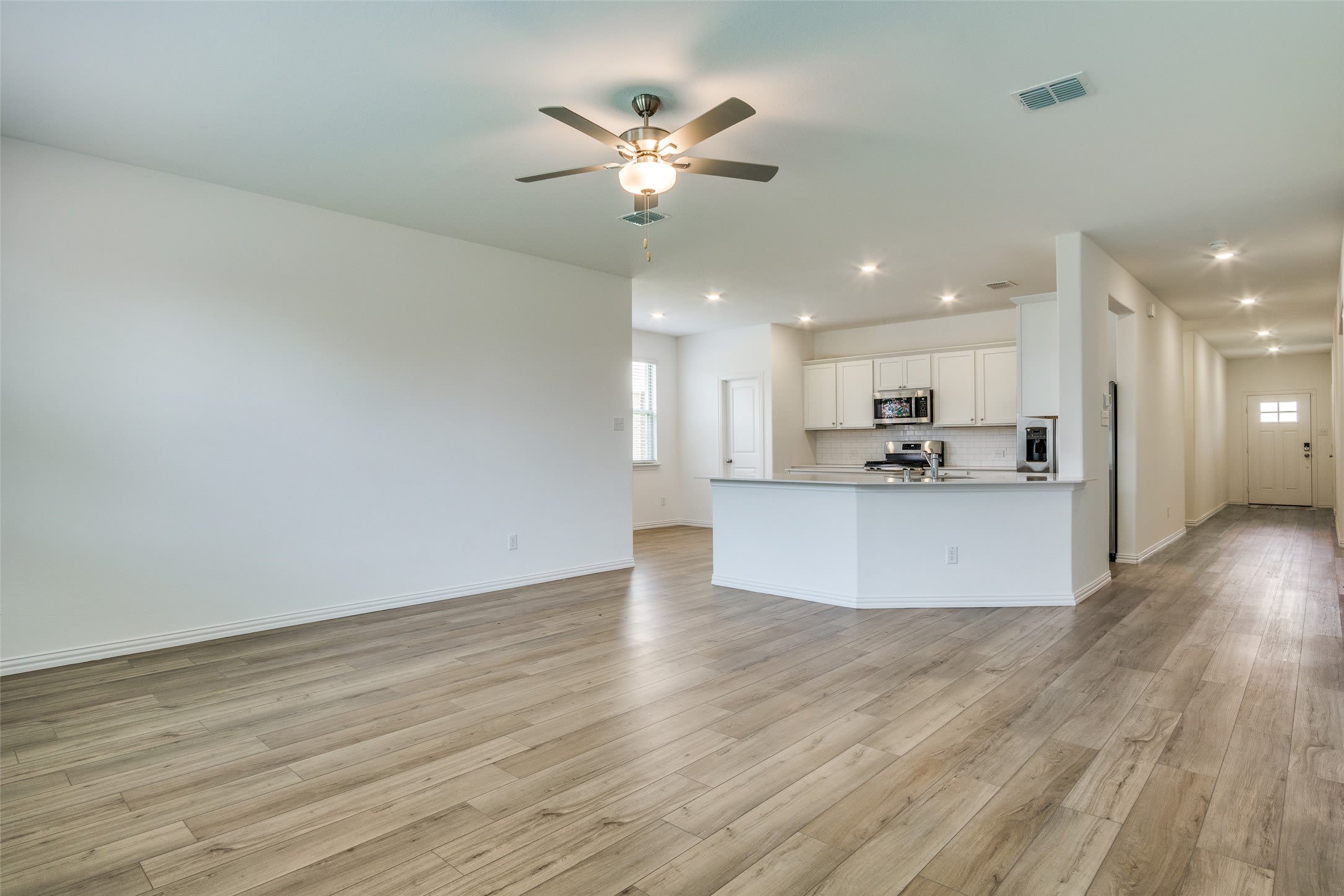 1228 Almond Road – photo 4