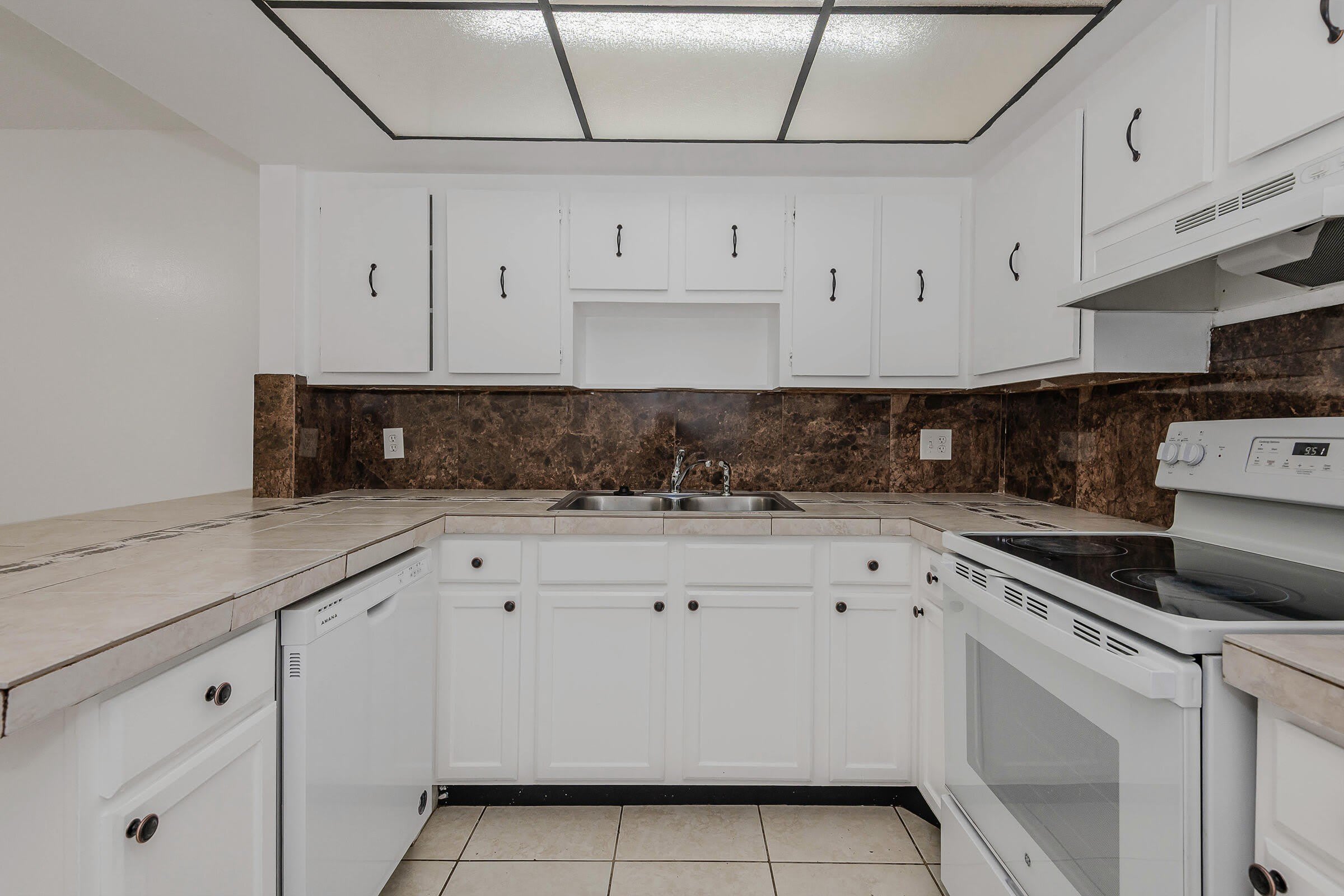 8830 W SAMPLE Road – photo 3