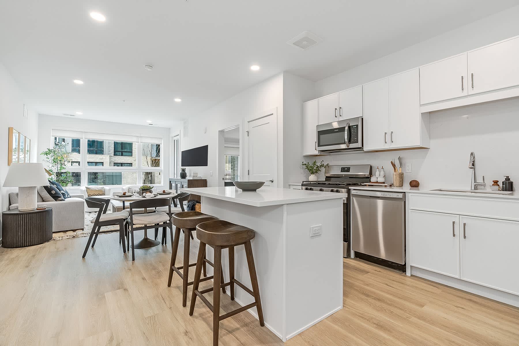 Livana East Hanover – photo 2