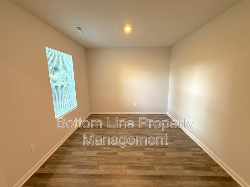 5080 Grain Ct – photo 4