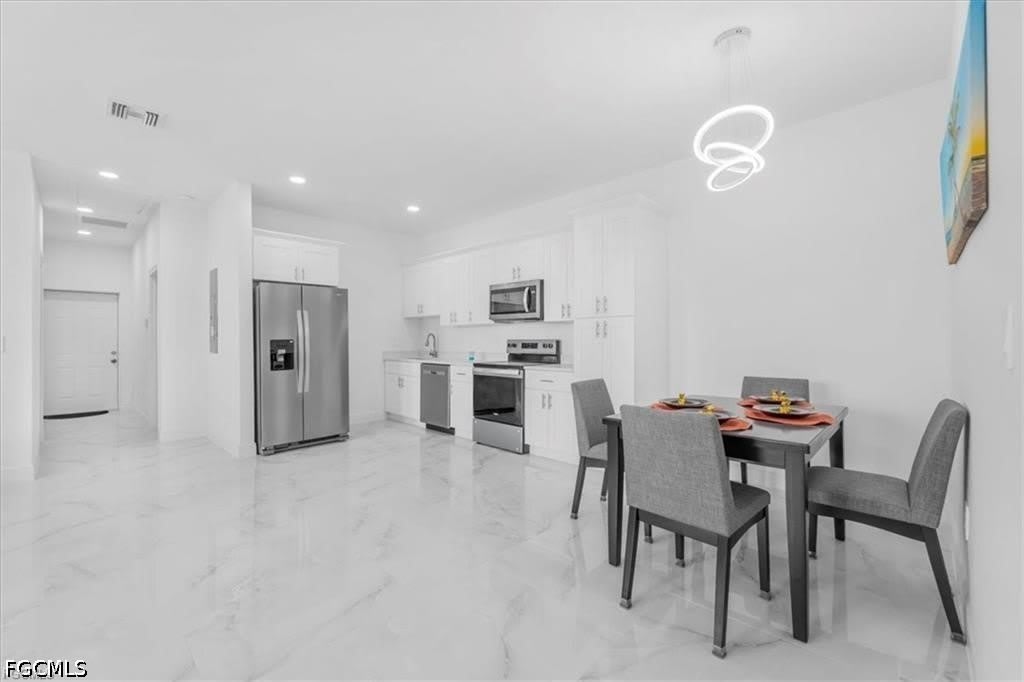 237/239 Milwaukee Boulevard – photo 4
