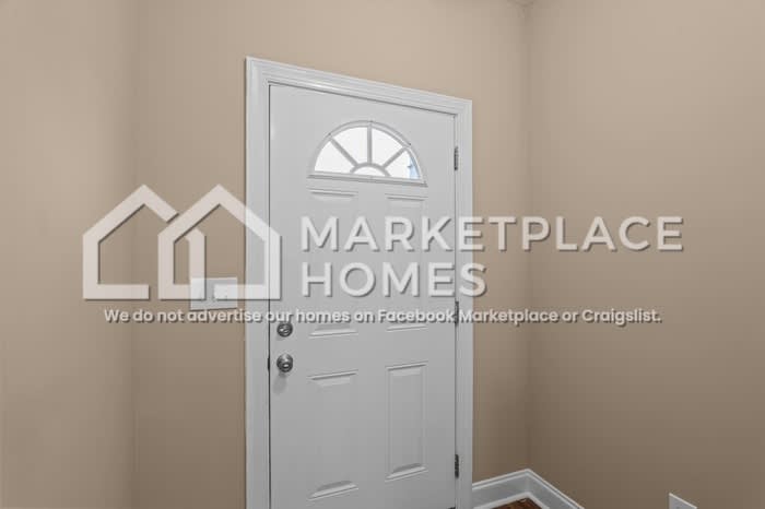 108 James St – photo 3