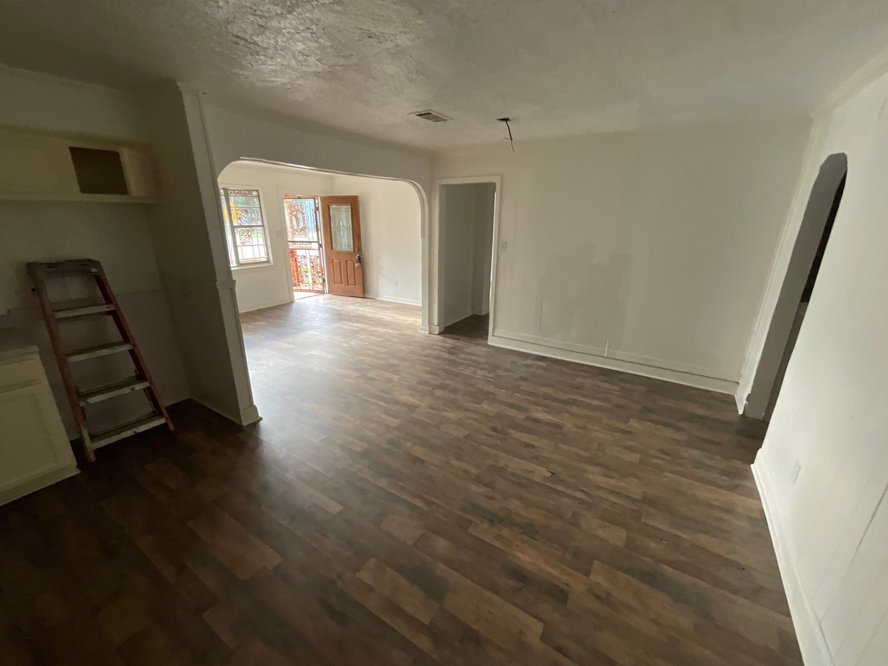 2843 Comfort Street – photo 5