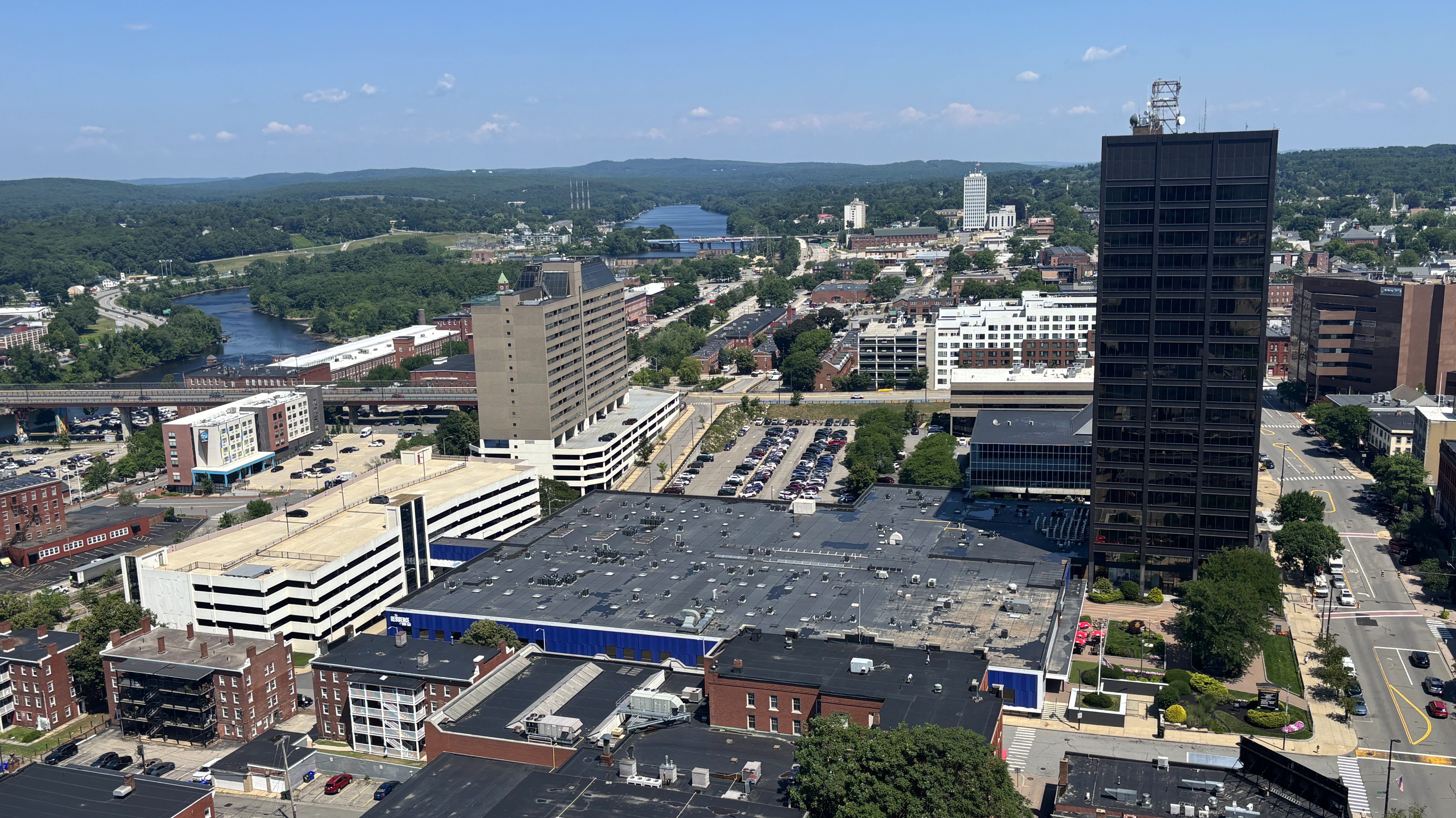 The Residence at 1000 Elm – photo 2