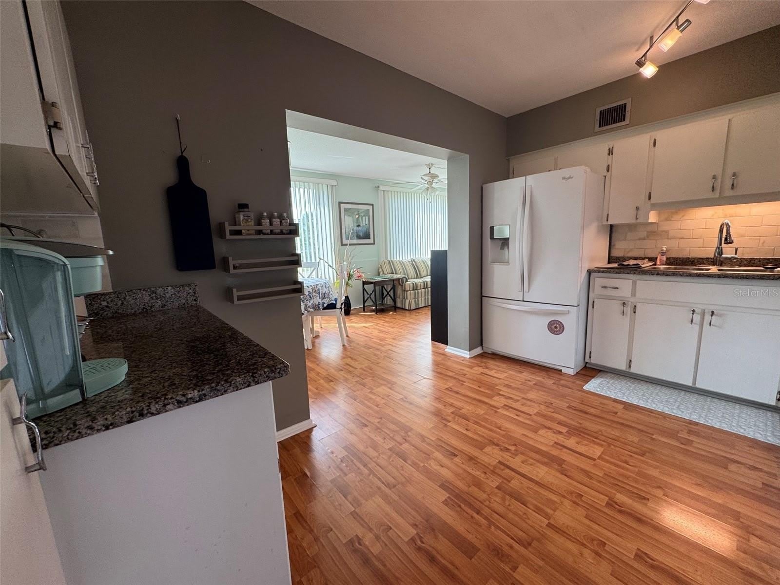 2040 World Parkway Boulevard – photo 5