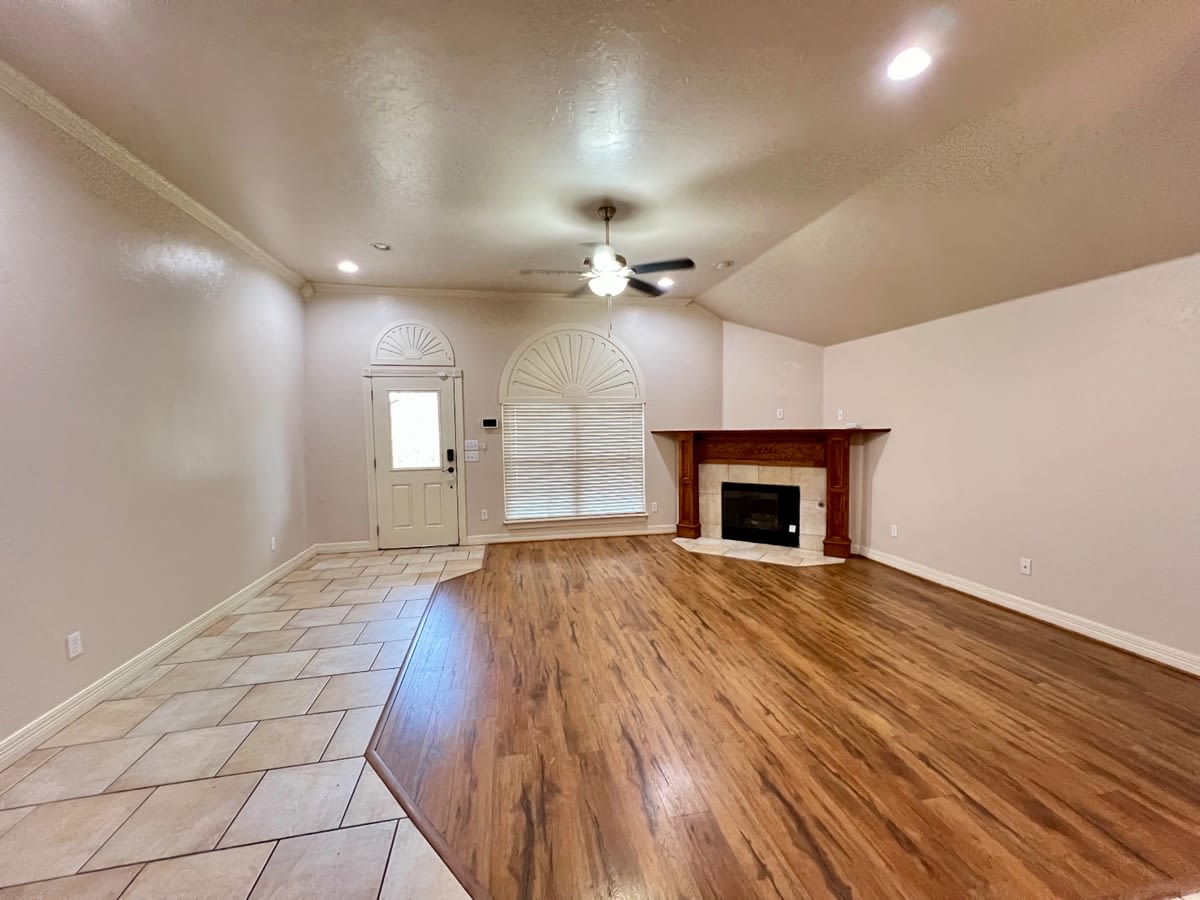 1604 Dorothy Drive – photo 2