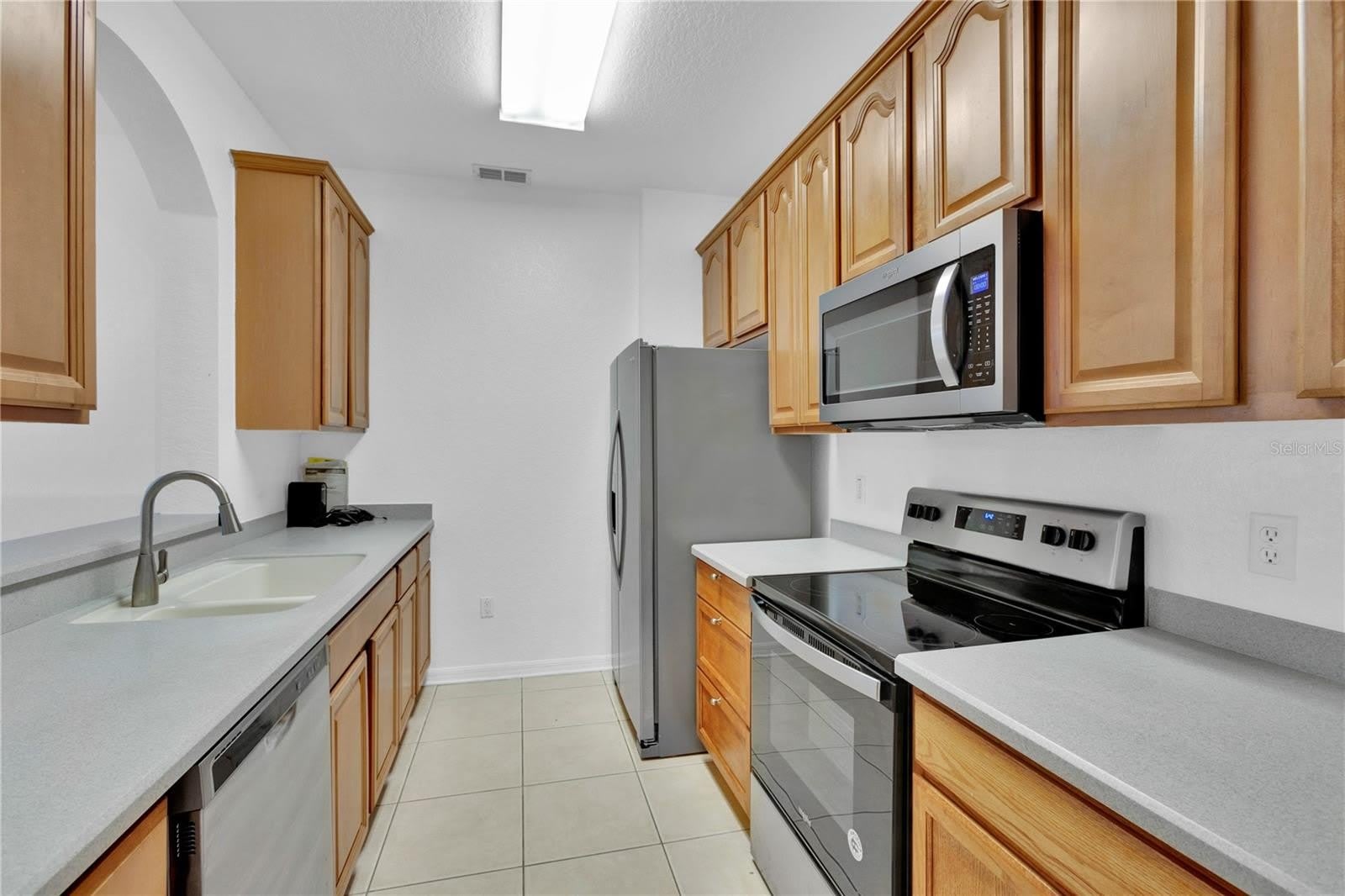 8300 Portofino Drive – photo 2