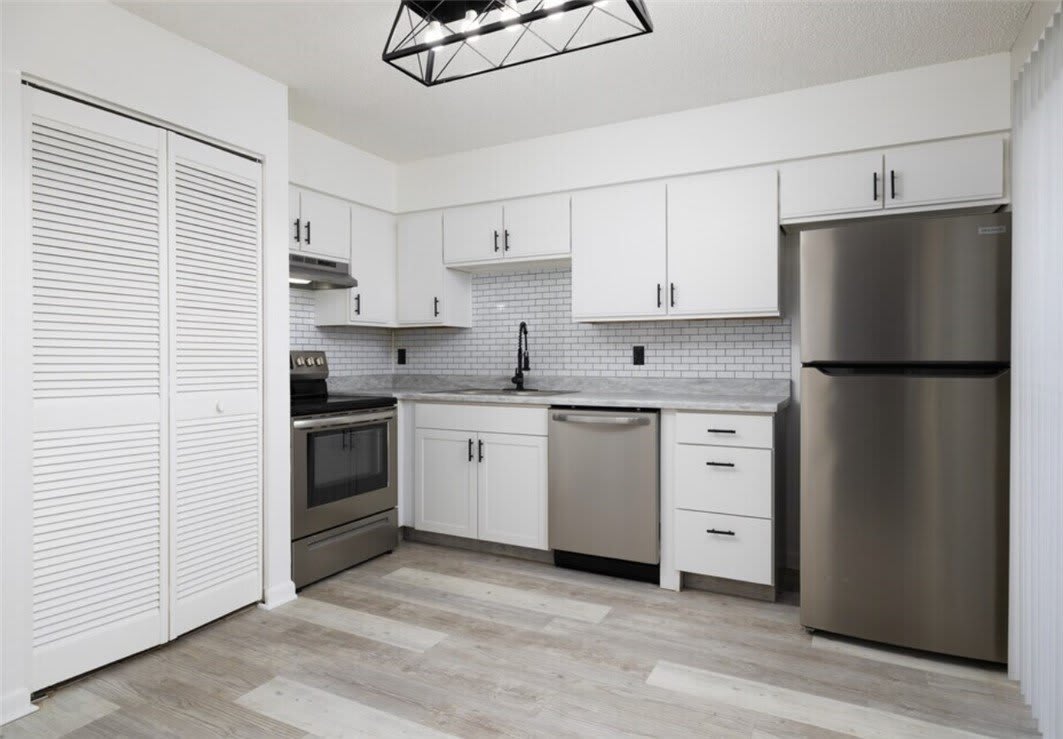 1446 40th Avenue – photo 3