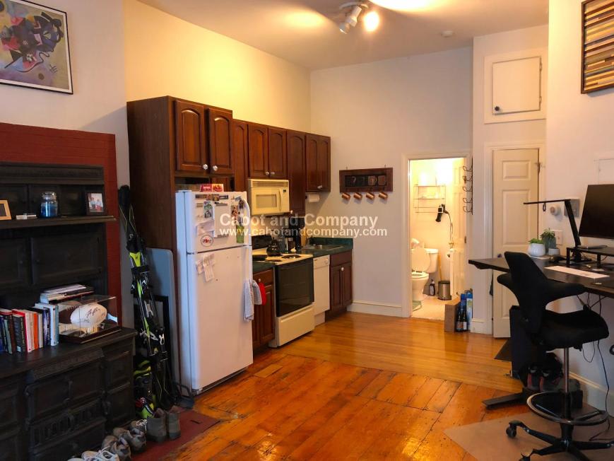 141 Beacon St – photo 3