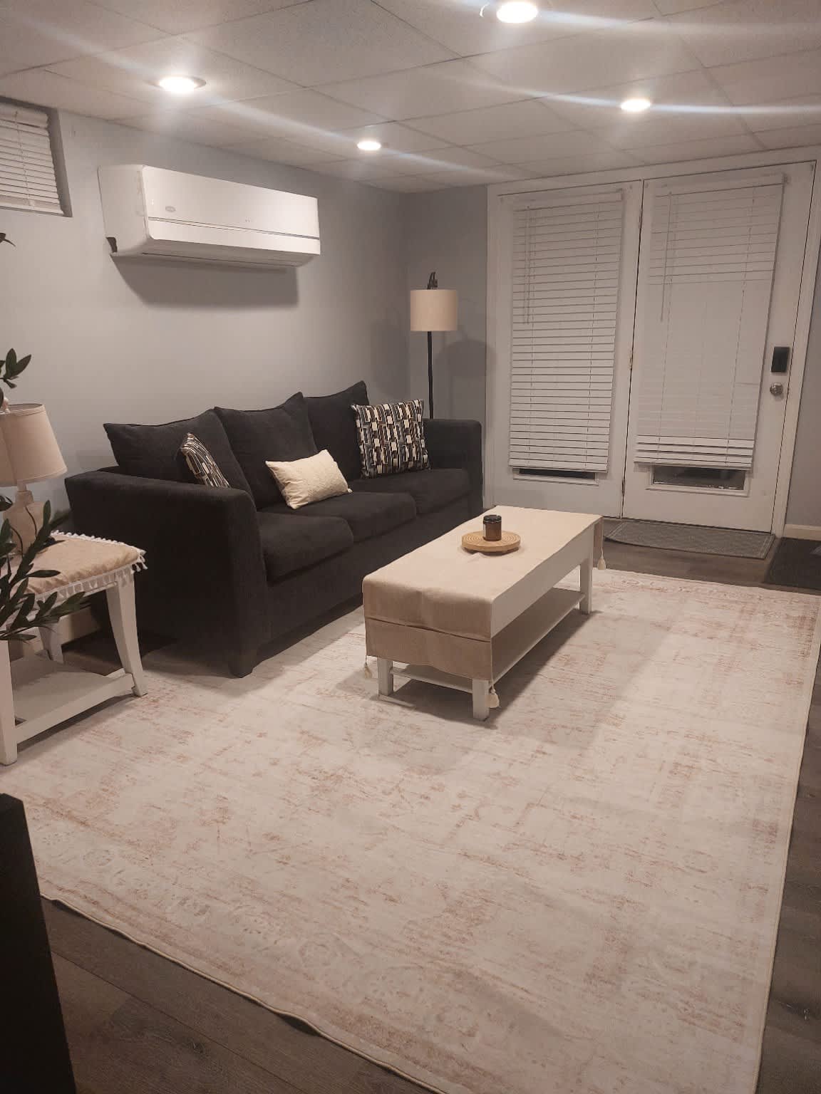258 Douglas Pike – photo 5