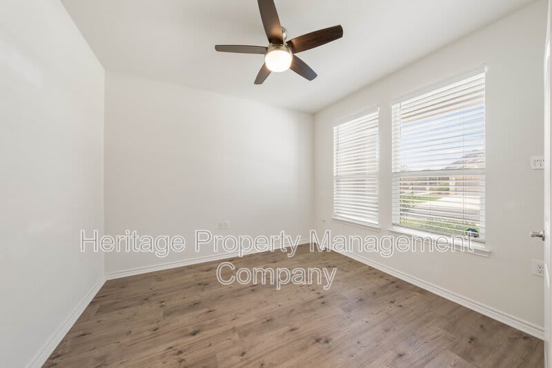 7347 Bluebonnet Bay – photo 5