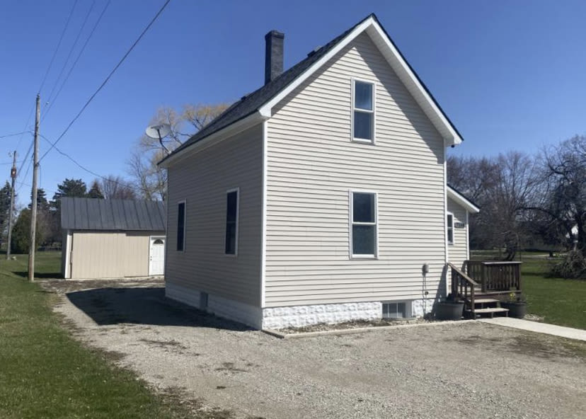 7168 Charles Street – photo 3